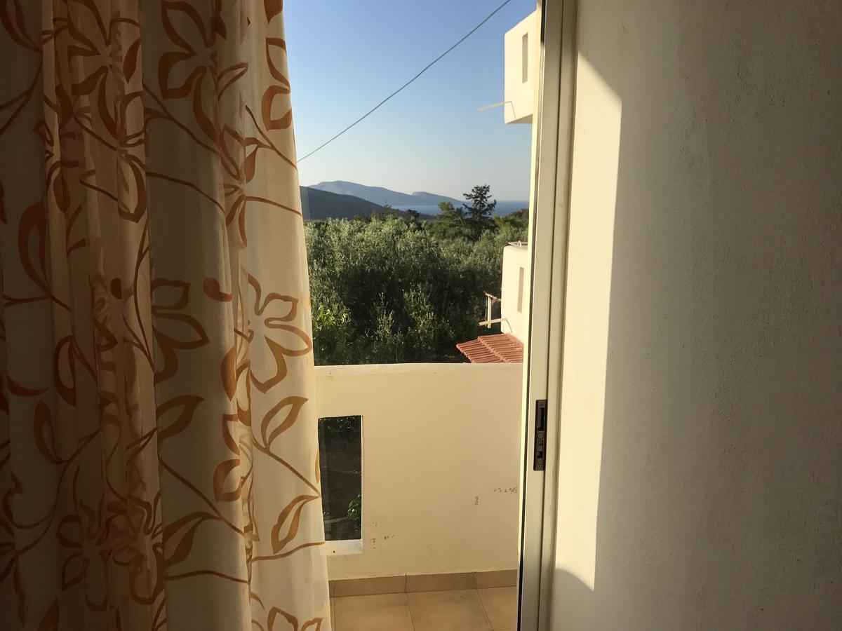 Tholos Rooms Kavoúsion Zewnętrze zdjęcie