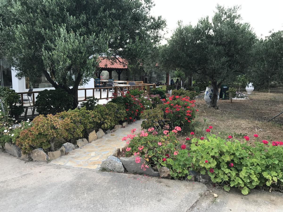 Tholos Rooms Kavoúsion Zewnętrze zdjęcie